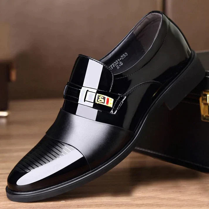 Chaussures Homme en Cuir Verni de Luxe – Mocassins de Style Italien avec Boucle
